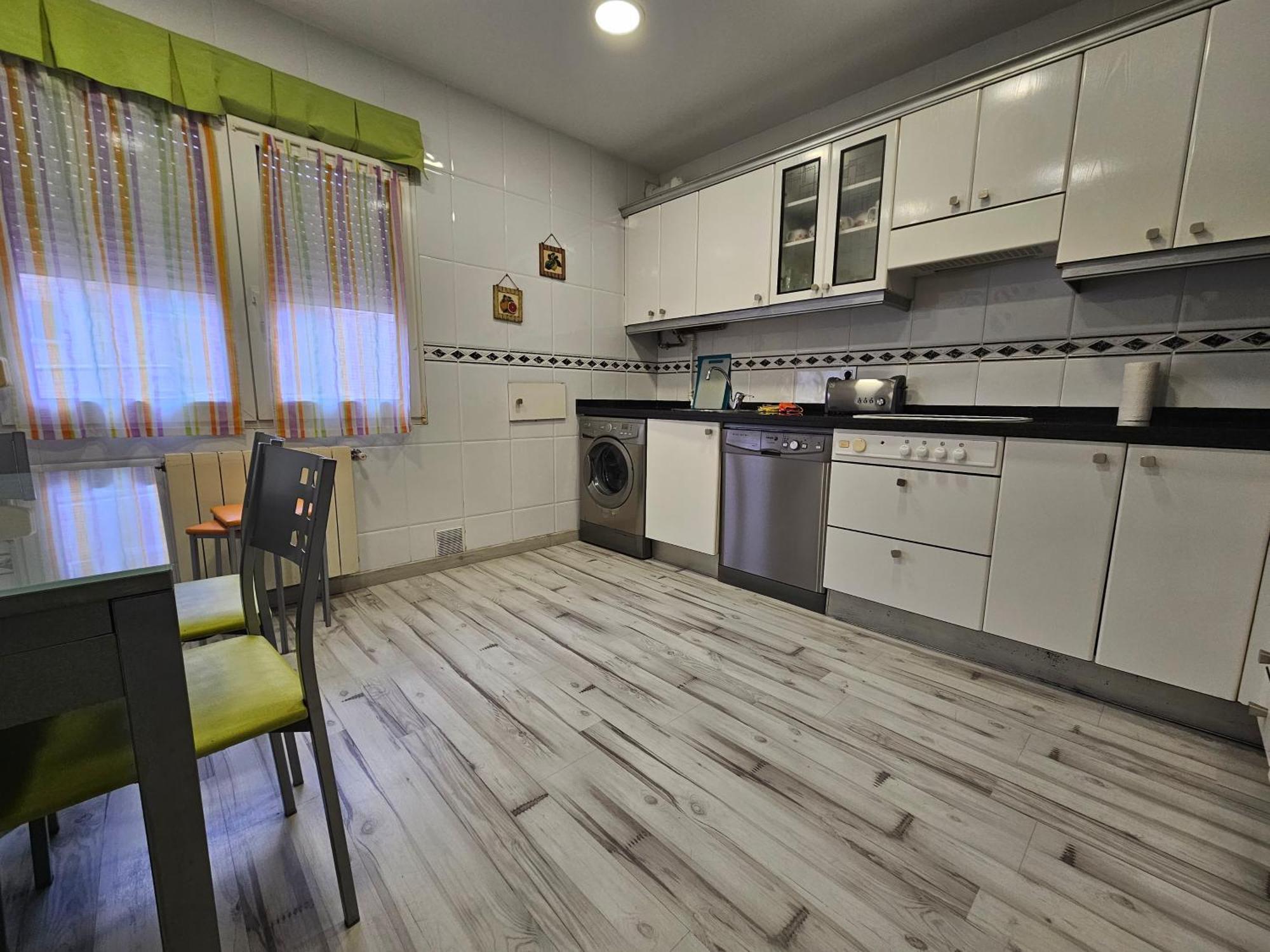 127A Apartamento 3 Habitaciones Cerca De La Playa Gijón Buitenkant foto